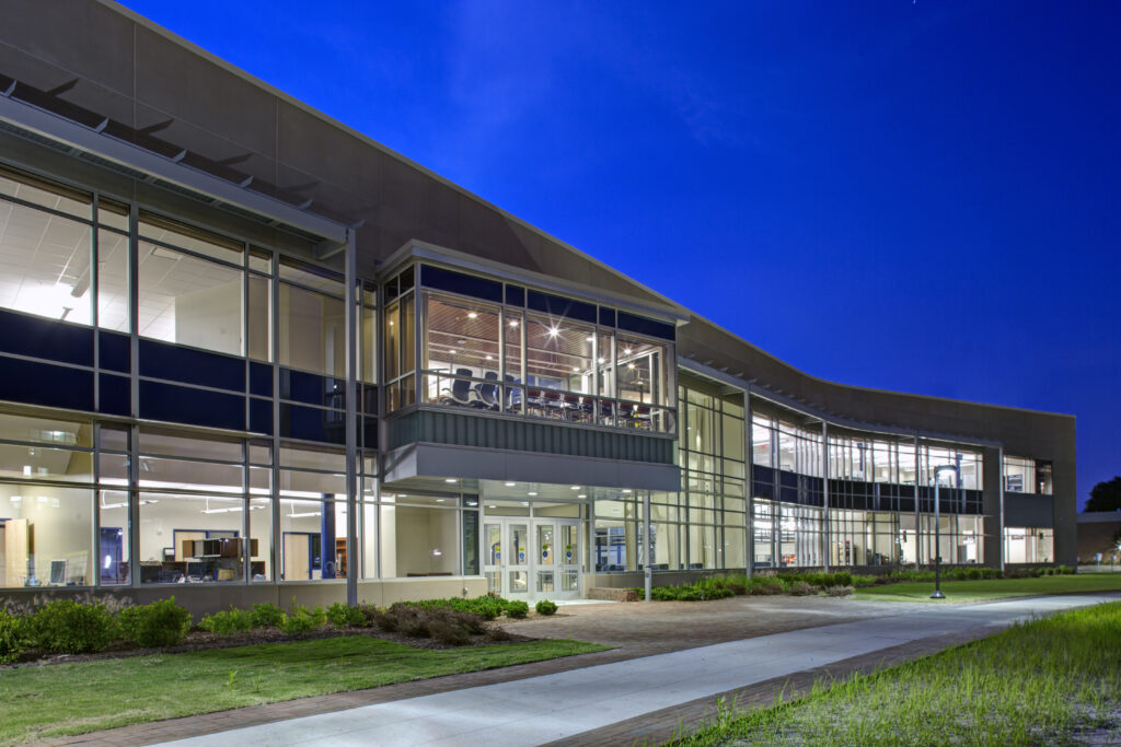 Old Dominion University: Engineering Systems Building
